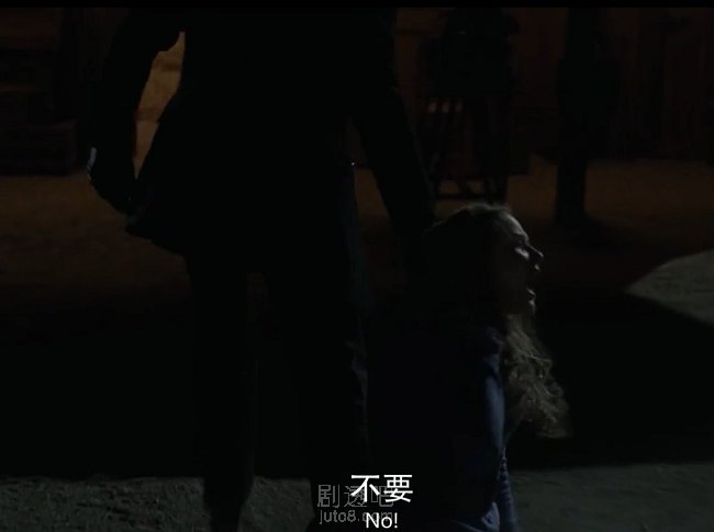 最后黑衣人强暴了德洛丽丝