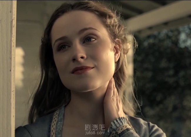 德洛丽丝打死了脖子上的蚊子