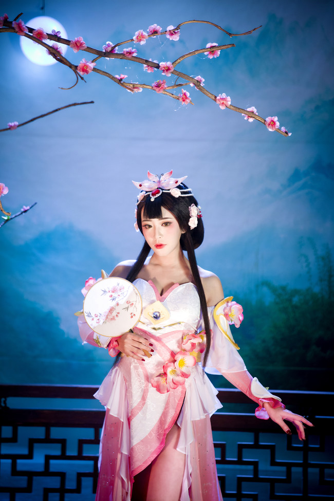 ԸŮcosplay߶Ȼԭҫ缧