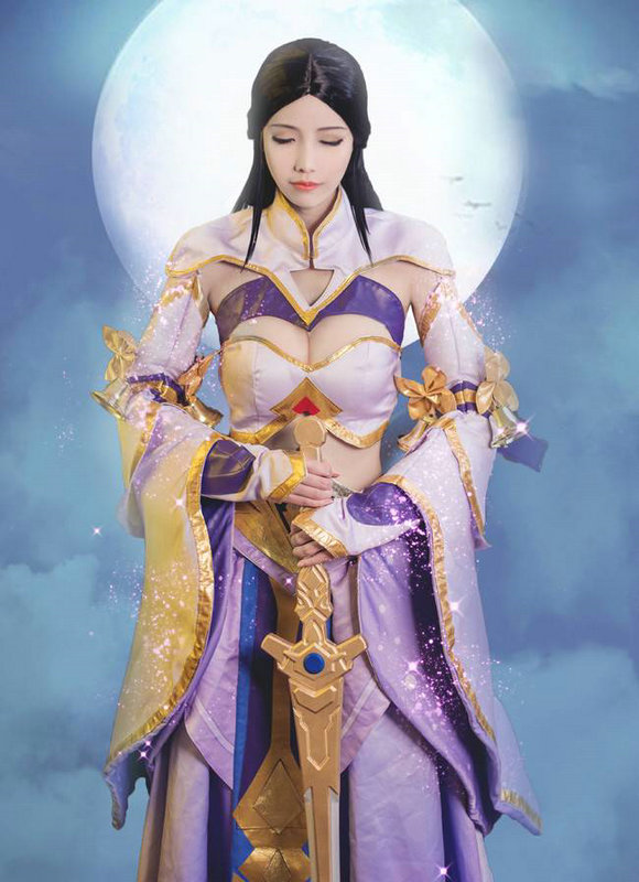 ҫ¶ϼӴŮcosplayͼƬ