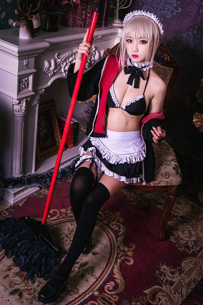 mm131美女图片性感女仆鬼畜瑶半身赤裸为您服务